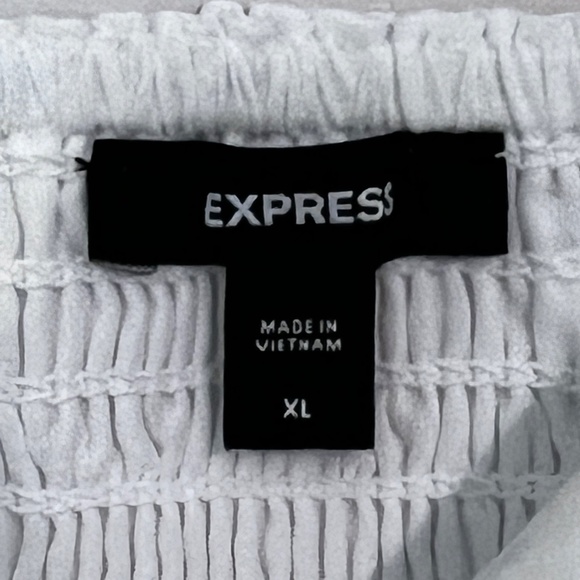 V-Neck Tie Strap Faux Wrap Peplum Tank - Picture 3 of 3